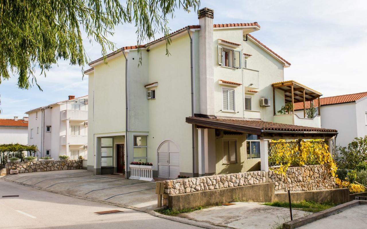 Apartments Luka Baška Dış mekan fotoğraf