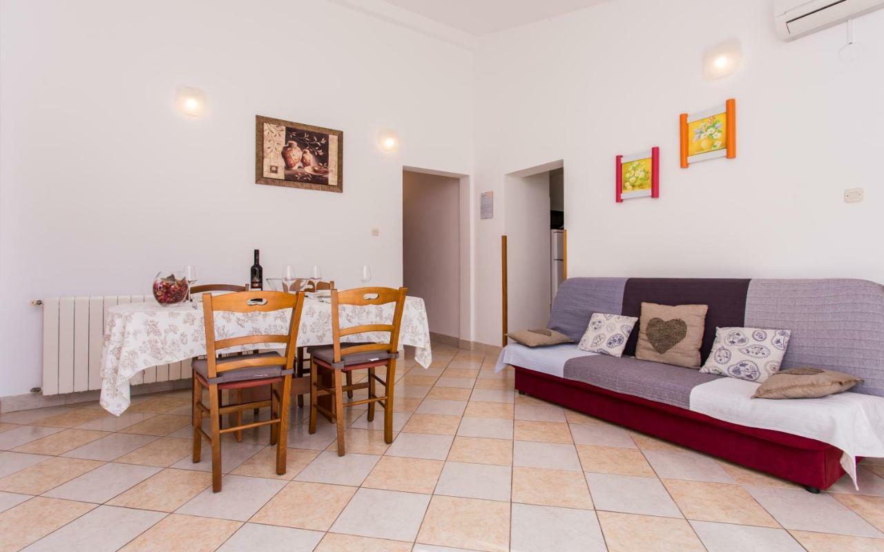 Apartments Luka Baška Dış mekan fotoğraf